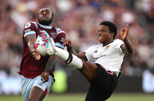 而黄雅琼则 而黄雅琼则